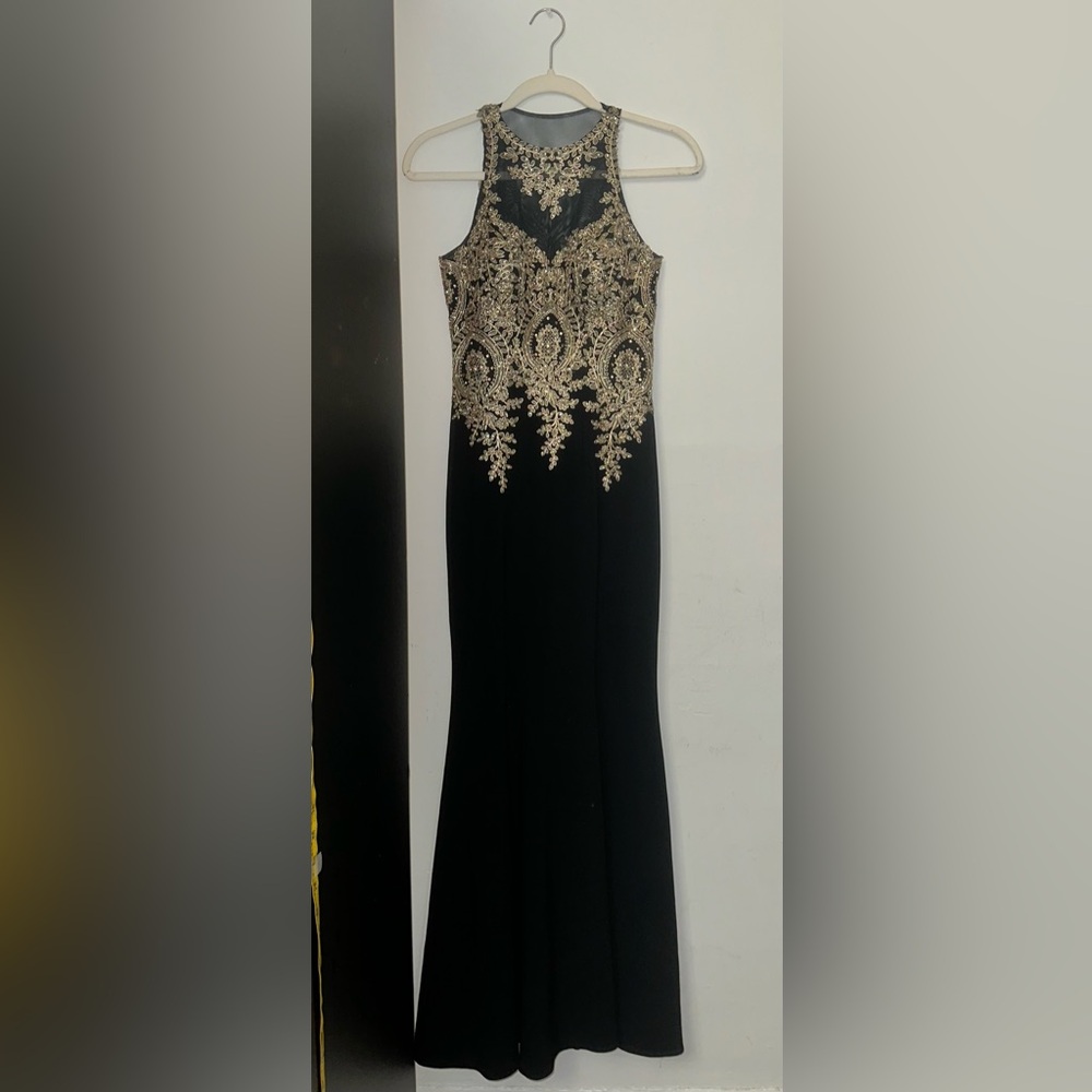 - long formal evening gown dress size 4